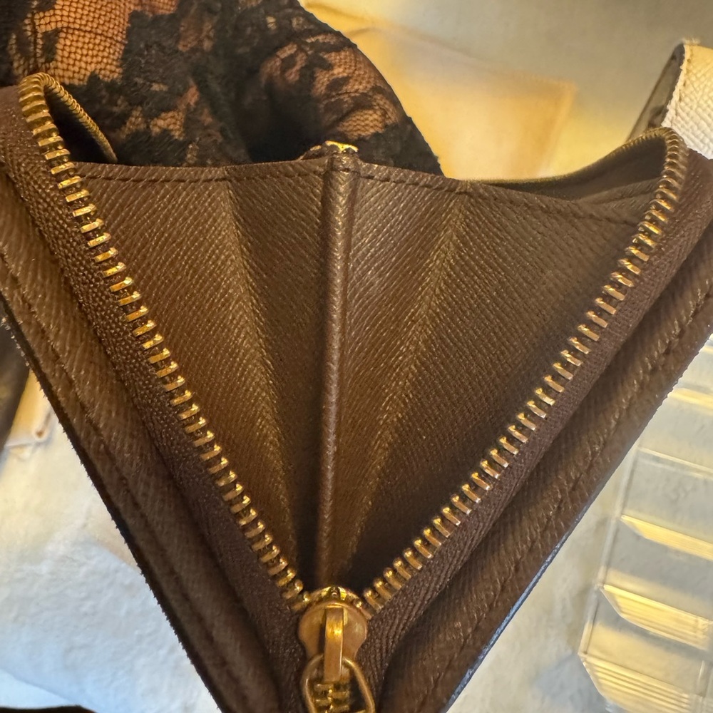 💫 💫 LOUIS VUITTON DAMIER ZIPPER WALLET💫💫 - Picture 16 of 16